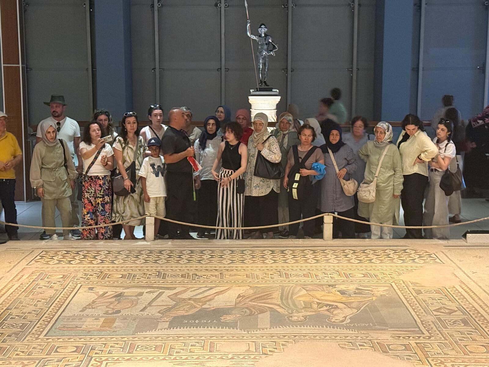 18 Akça Koca Kafilesi G.antep Zeugma Antik Mozaik Müzesinde