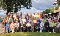 Dr. Büyükkaya’nın Bahçesinde “Babalar Günü” Kutlaması