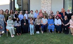 Aydemir Ailesinin Bahçesinde Yaza Merhaba Toplantısı