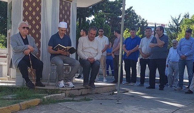 Prof. Dr. Nevzat Yalçıntaş Vefatının 8. Yılında Anıldı