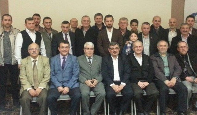 Gençlerle Başbaşa'da Bursalıoğlu konuştu