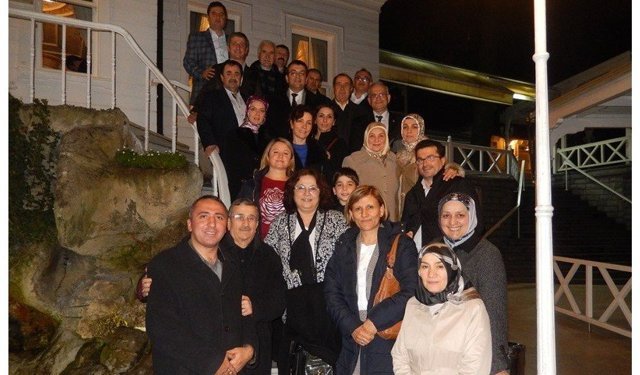 İzmitliler Avrupa Birliği Bakan Yardımcısı Dr. Büyükkaya’yı dinledi…