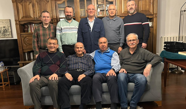 Ünal Ailesinin Misafirleri