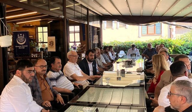 Hanımeli Konağı'nda Toplantılara Yoğun İlgi