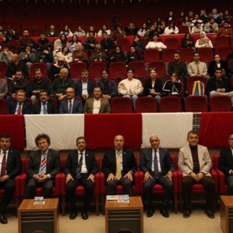 Şırnak’ta “Dostluğun Sesi Fethi Gemuhluoğlu” Paneli Düzenlendi