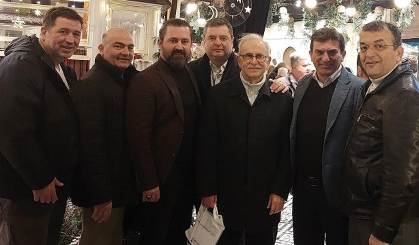 Yalçıntaş Ailesinin İftarı Eyüp’te…