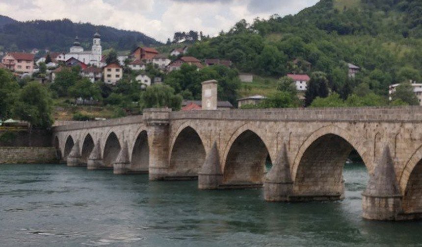 Ayşe Zeynep TURAN CİVRAZ