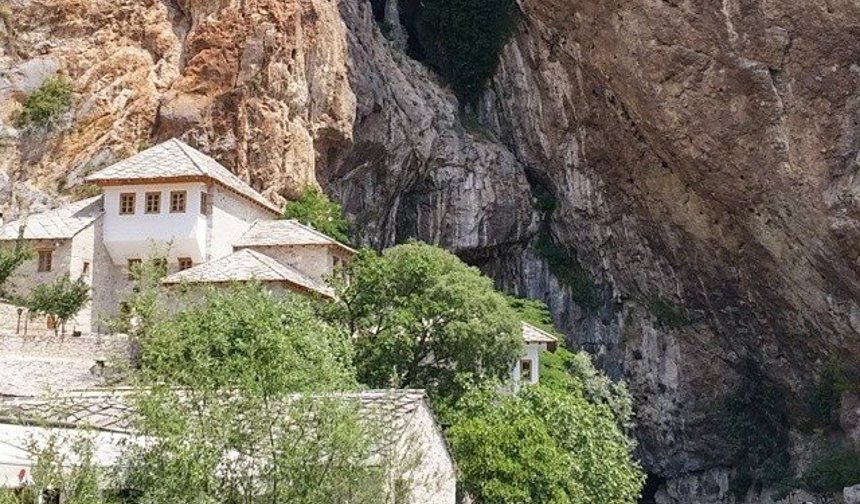 Ayşe Zeynep TURAN CİVRAZ