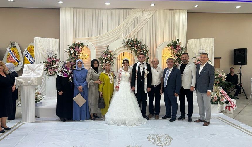 Esener Maçil'in Oğlu Ömer'in Düğünü Büyük İlgi Topladı